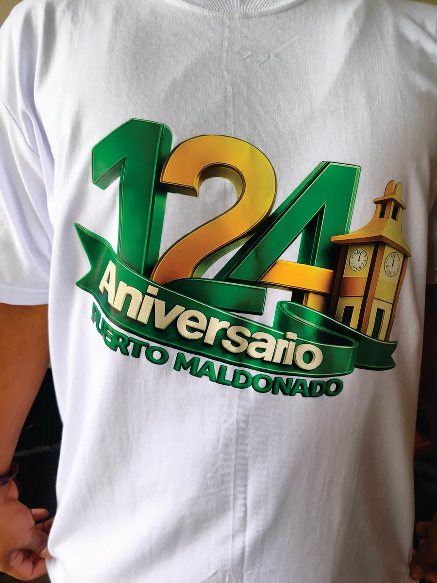 Polo personalizado para un aniversario, realizado por IDEX